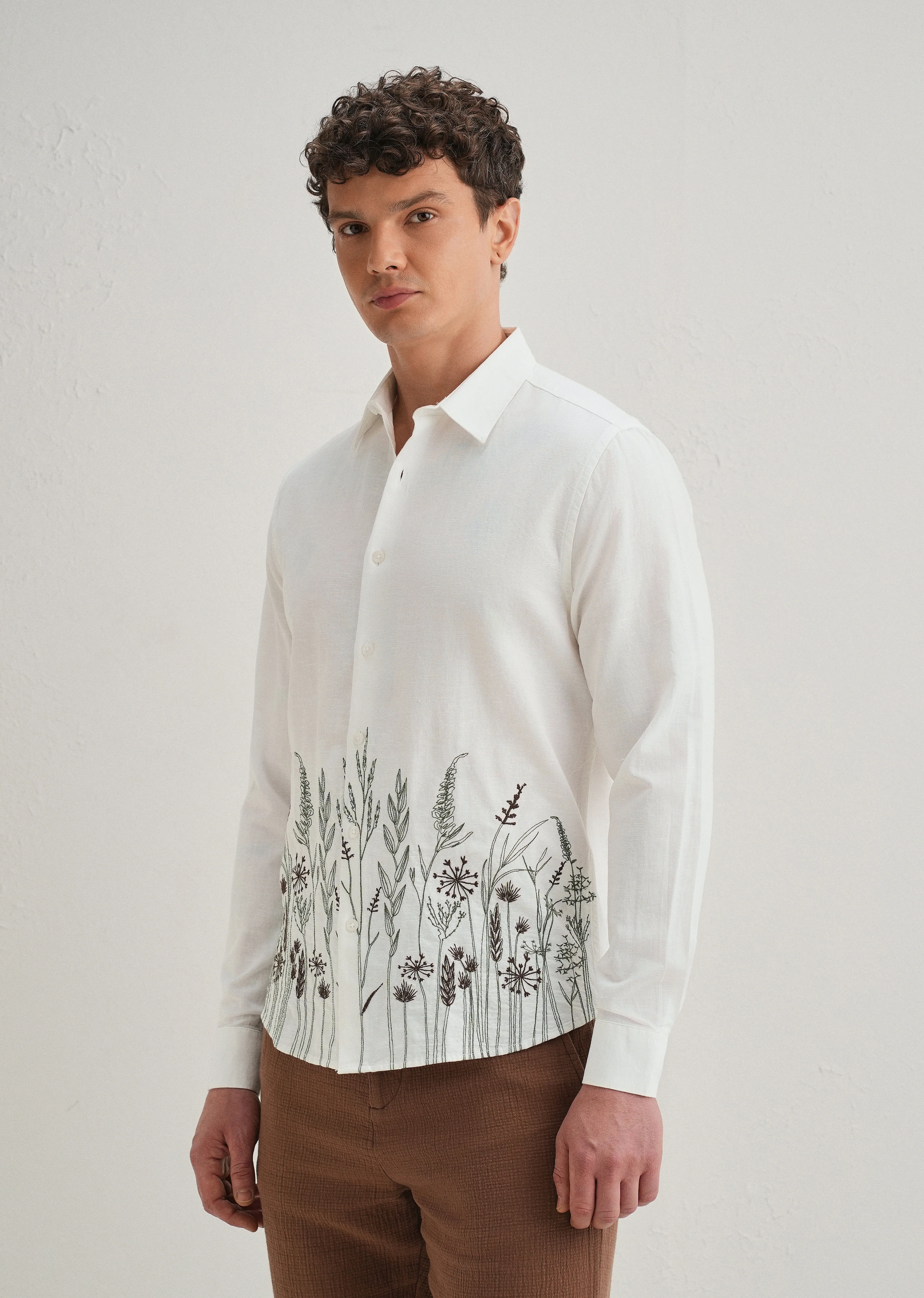 White Hem Embroidery Cotton Linen Shirt - Image 6