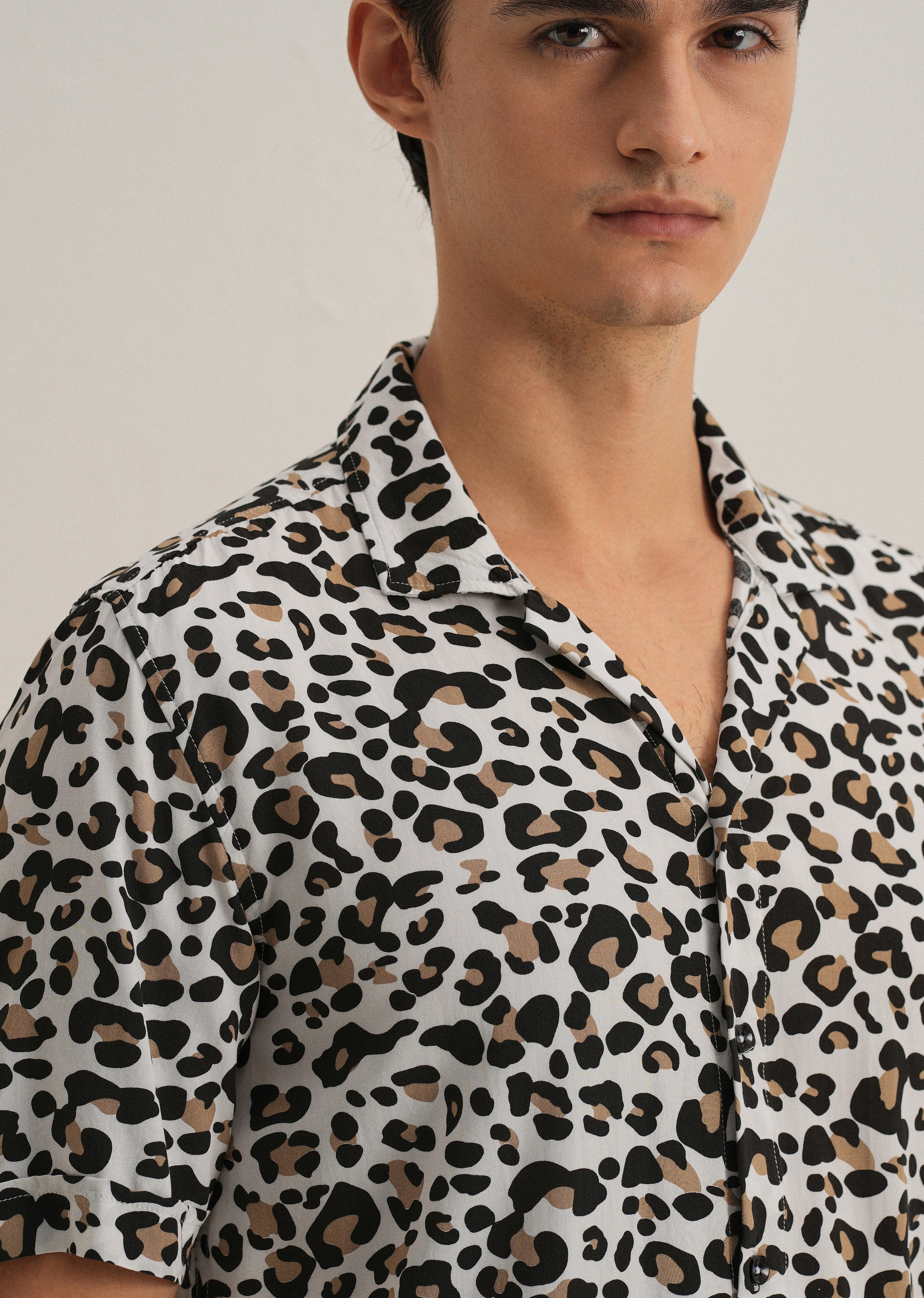 White Leopardic Print Half sleeve shirt - Image 5