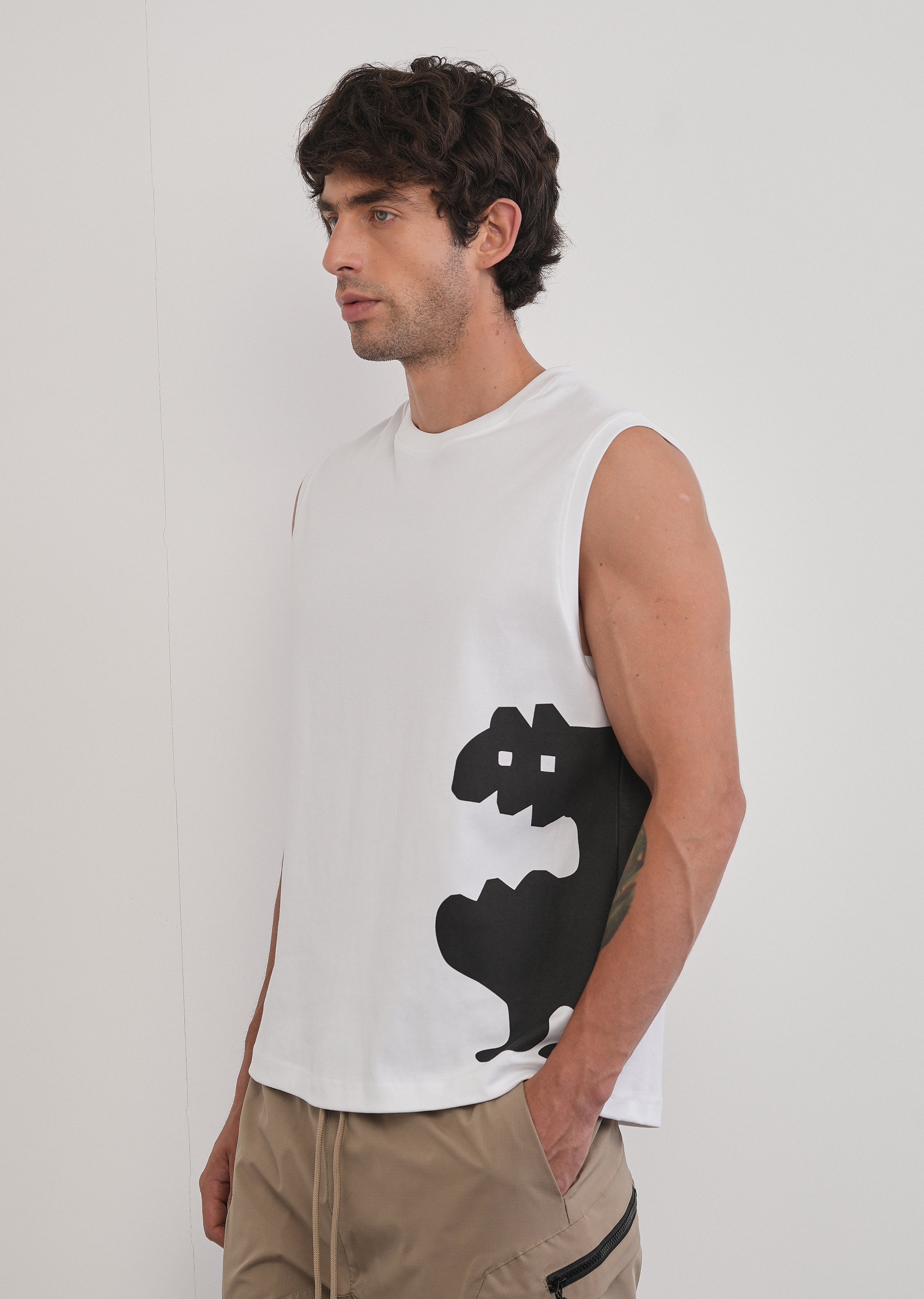 White Lo-Fi Living Tank - Image 4