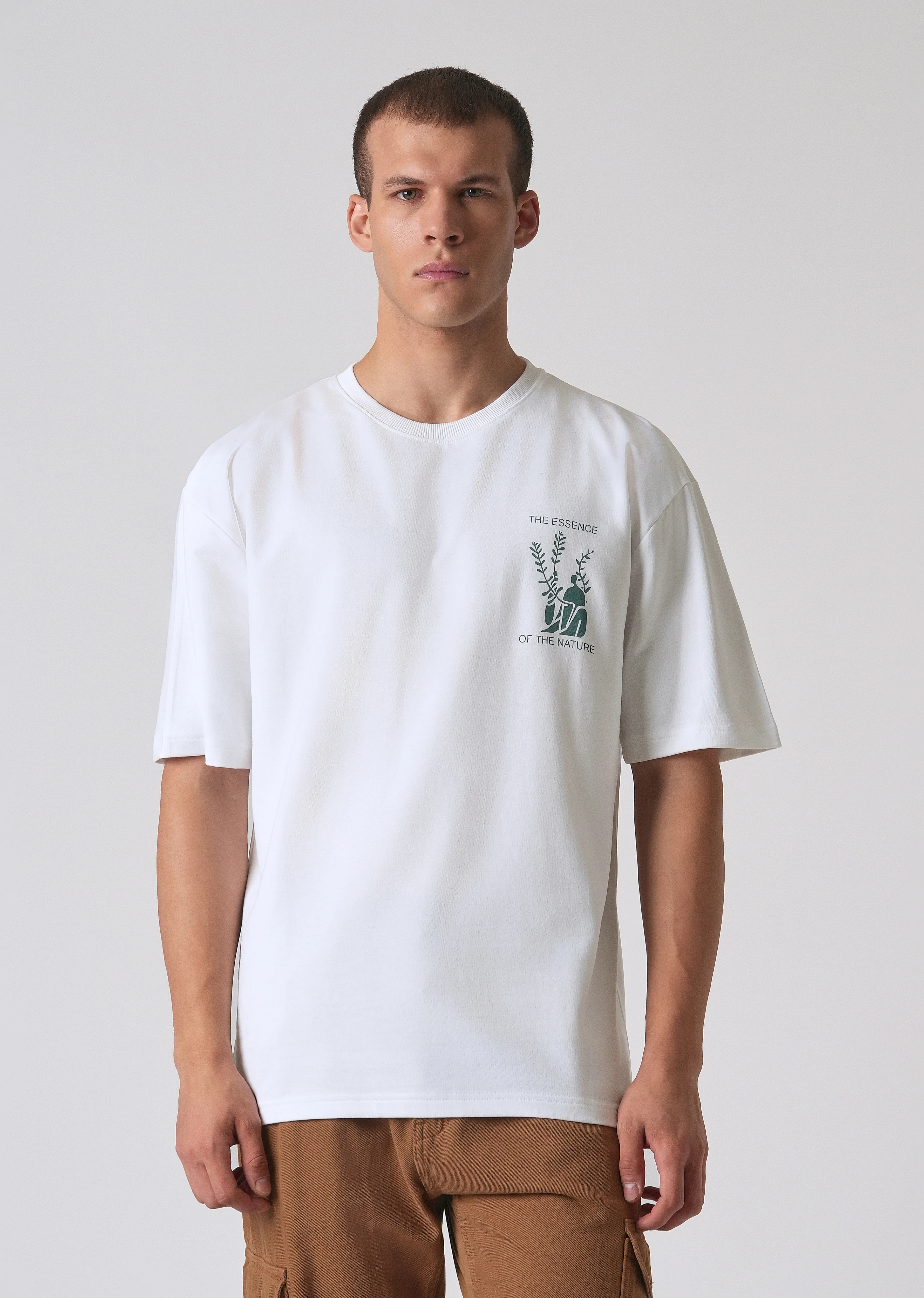 White Oversized T-shirt - Image 3
