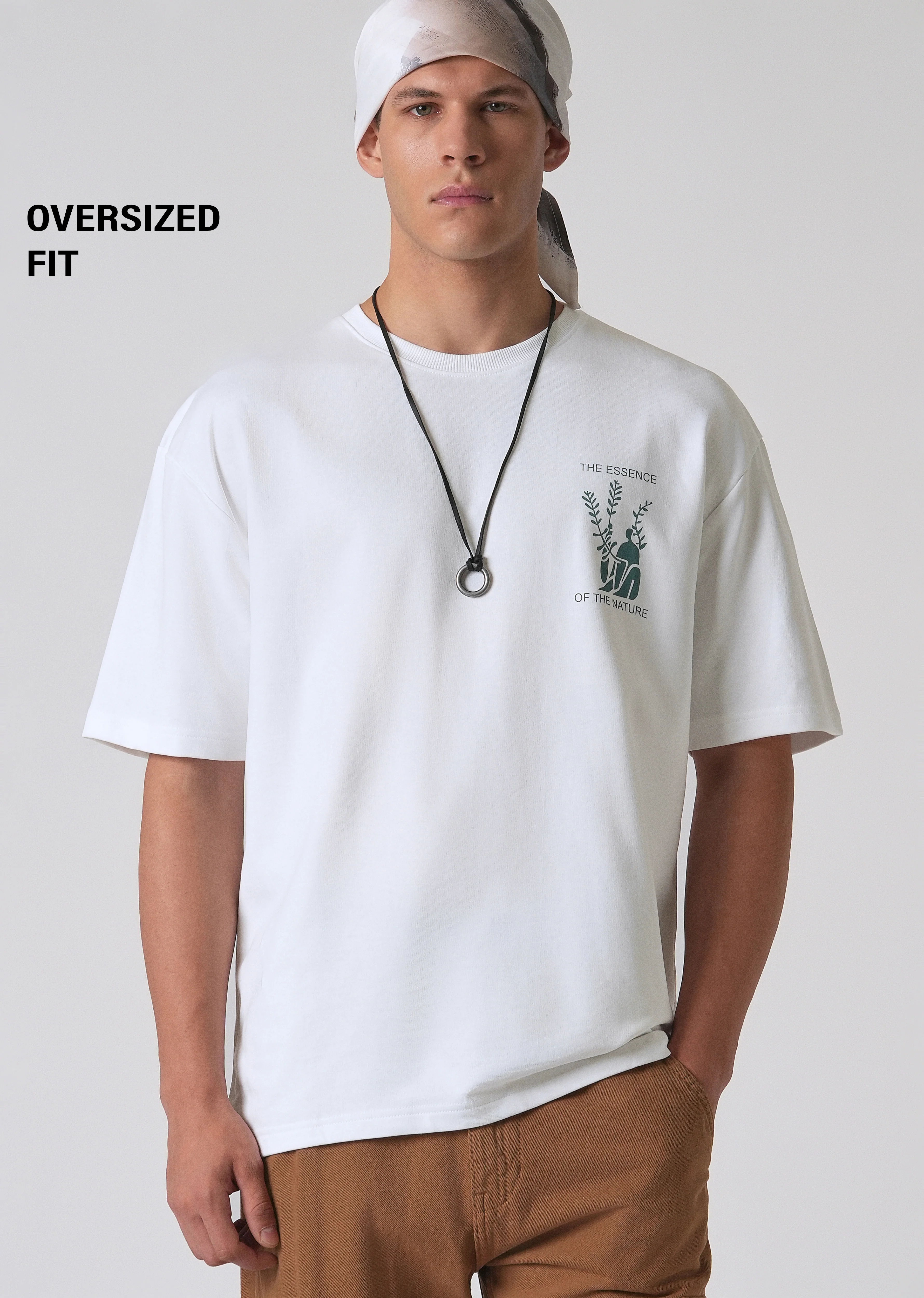 White Oversized T-shirt - Image 7