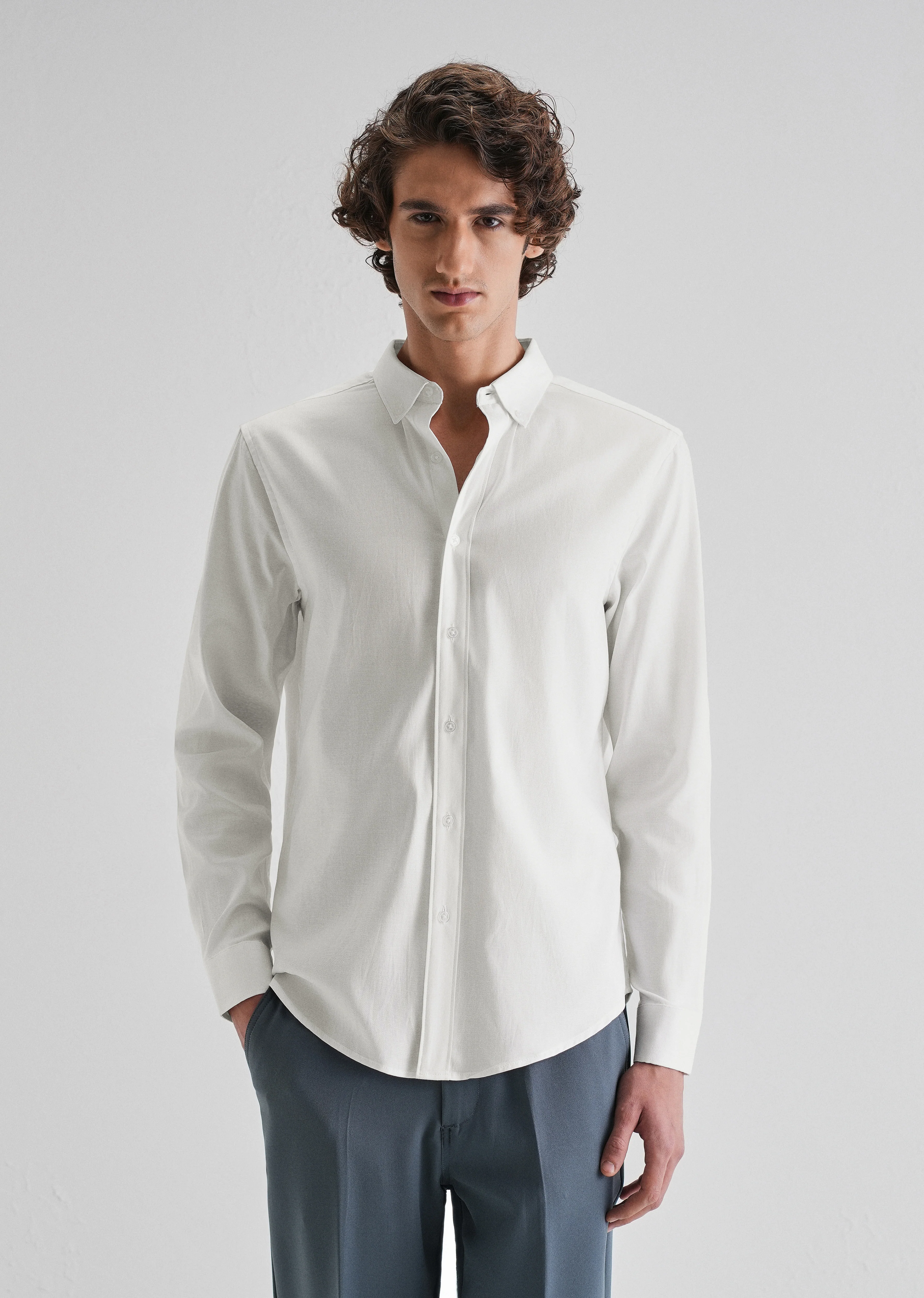 White Plain Blended Cotton Regular Fit Shirt - Image 3