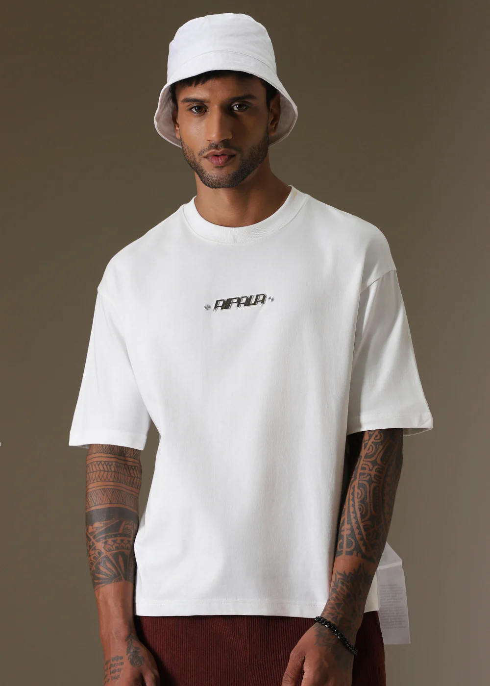 White Plain Embellished Oversized T-shirt - Image 2