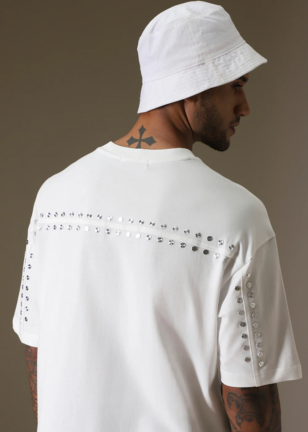 White Plain Embellished Oversized T-shirt - Image 3