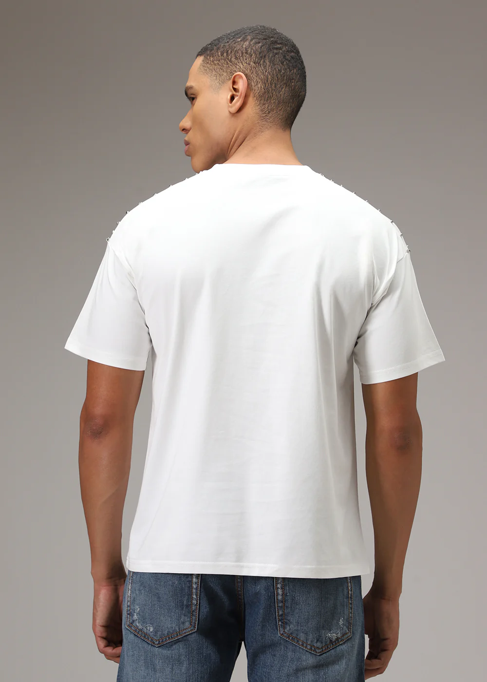 White Plain Embellishment Oversized T-shirt - Image 4