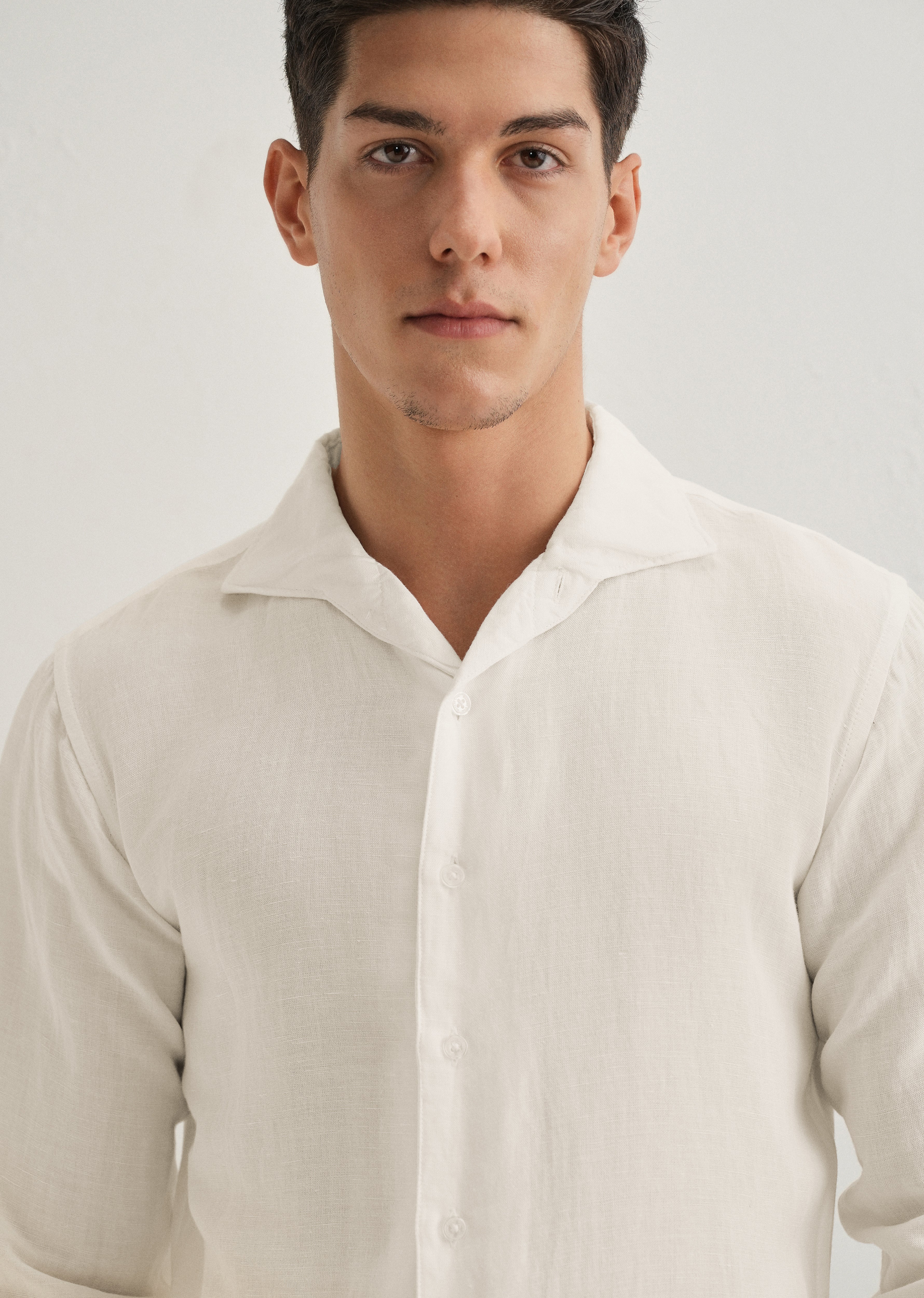 White Plain Linen Viscose Shirt - Image 3