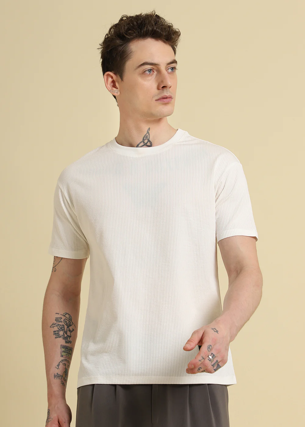 White Plain Ribbed Stripe Regular T-shirt - Image 5