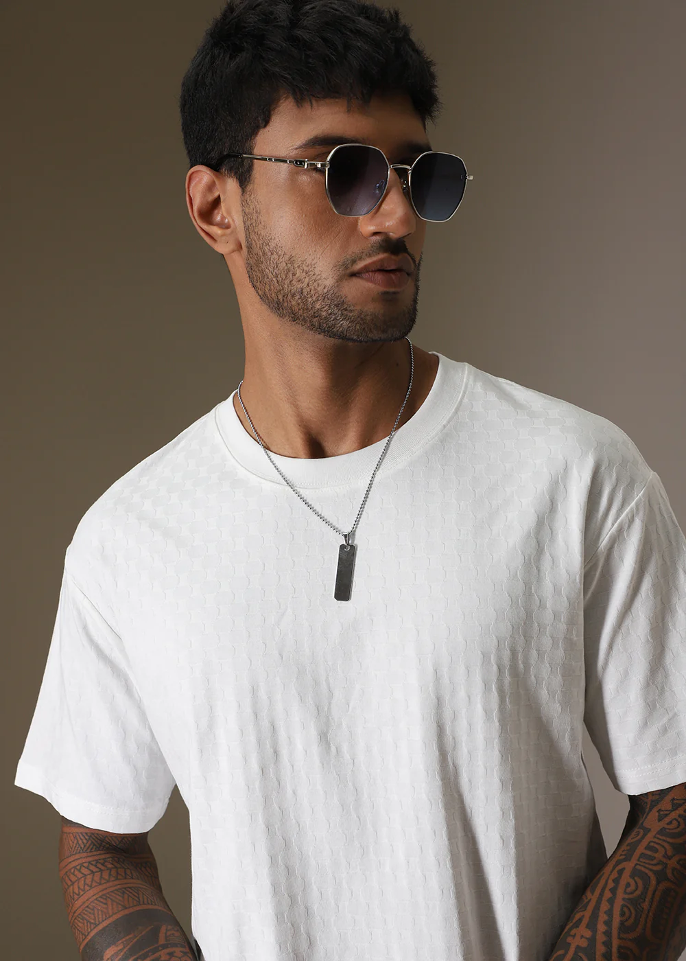 White Plain Texture Oversized T-shirt - Image 2