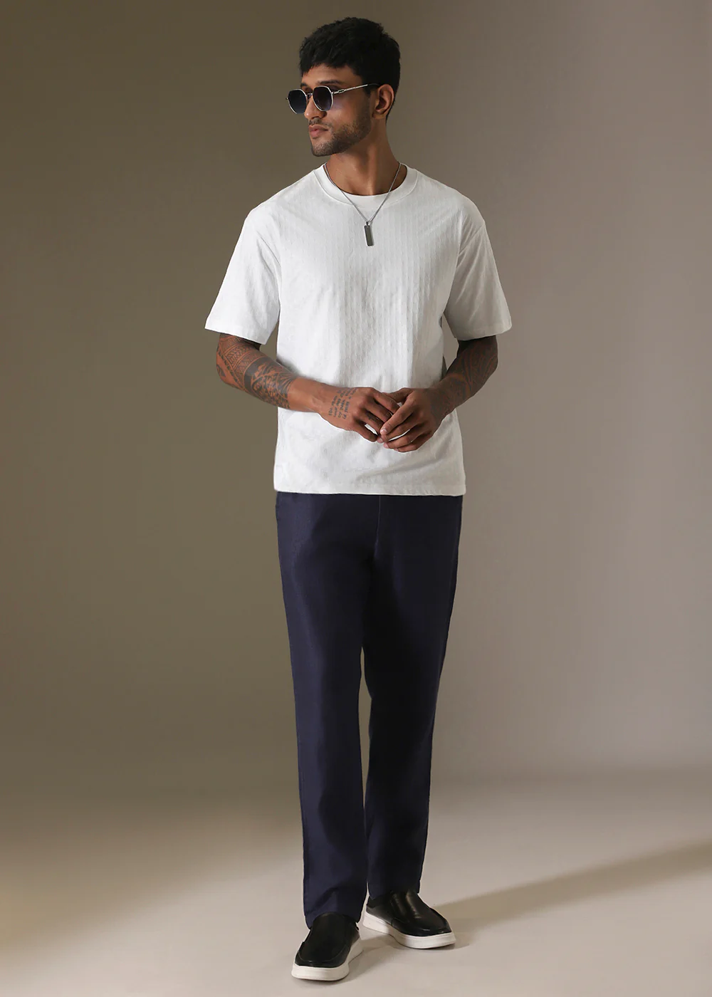 White Plain Texture Oversized T-shirt - Image 6