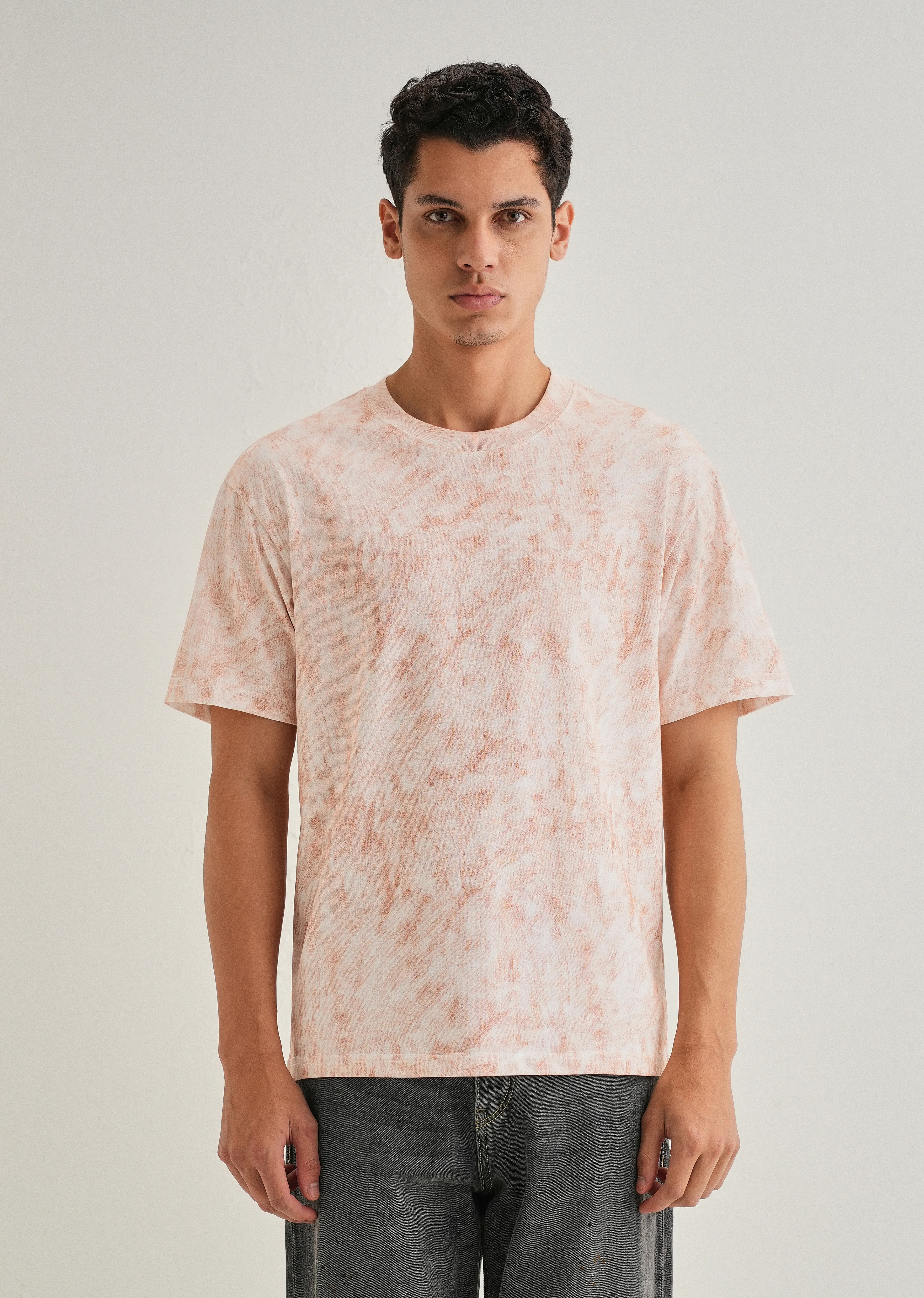White Red Brushstroke Oversized T-shirt - Image 3