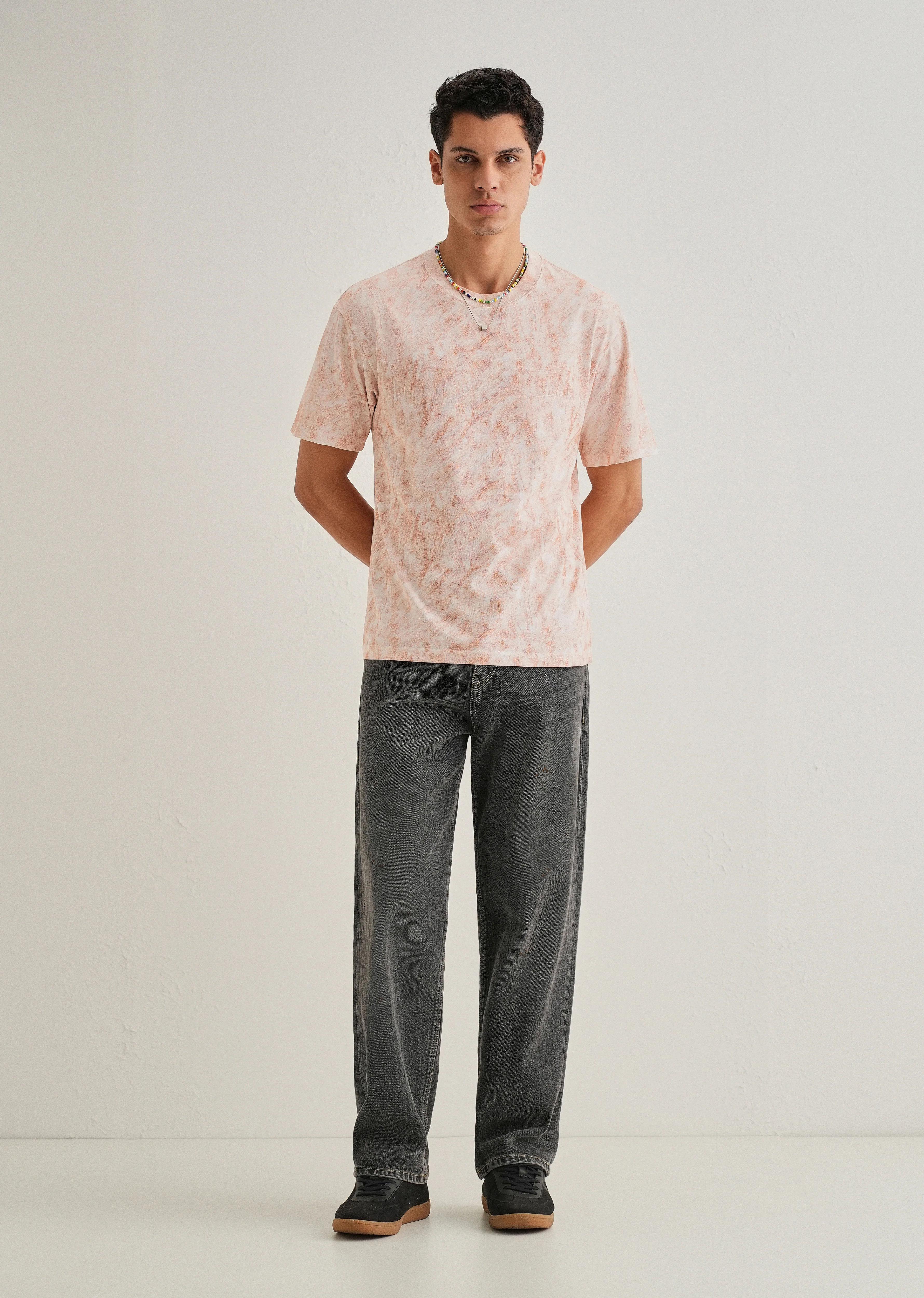White Red Brushstroke Oversized T-shirt - Image 6