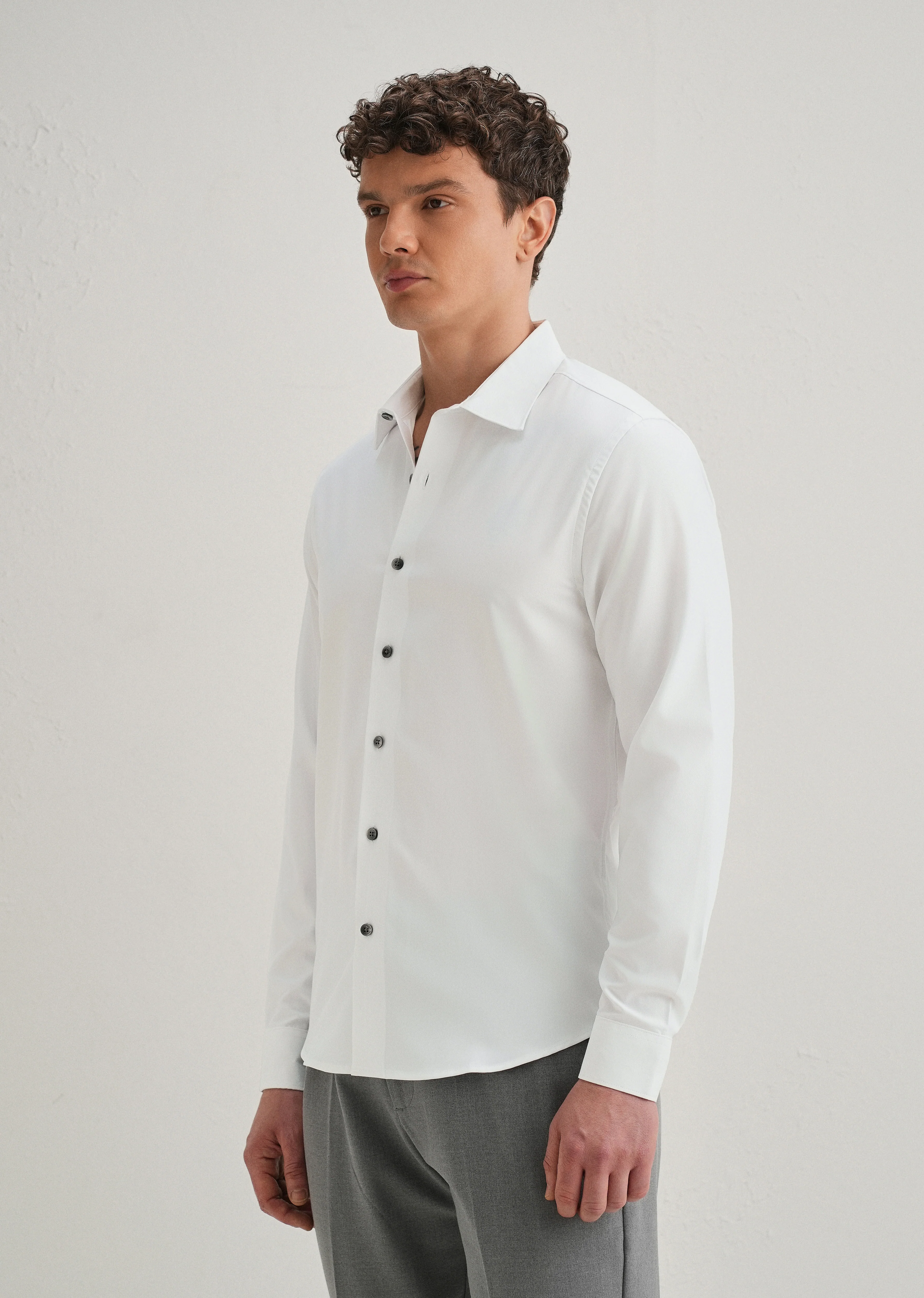 White Stitchless Placket Premium Wrinkle-Free Shirt - Image 5