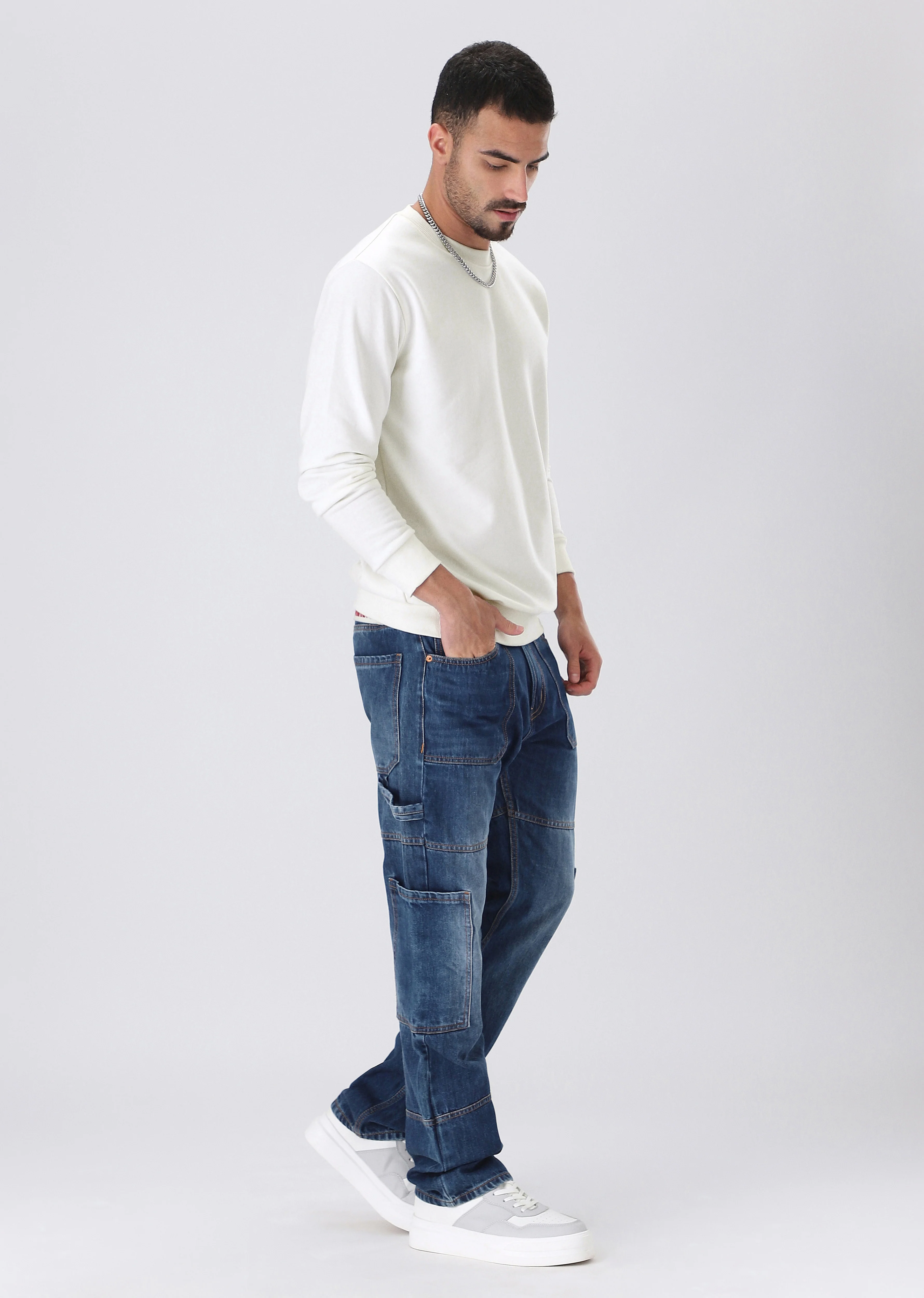 White Sweatshirt - Image 6