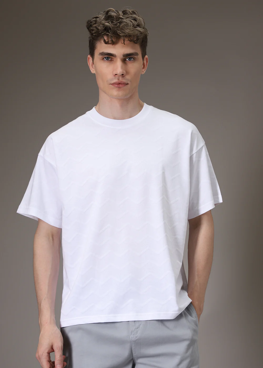 White Zig Zag Textured T-shirt - Image 3