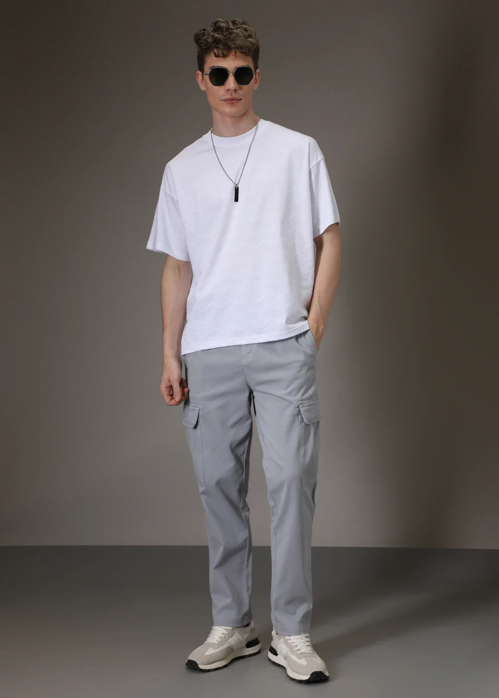 White Zig Zag Textured T-shirt - Image 7