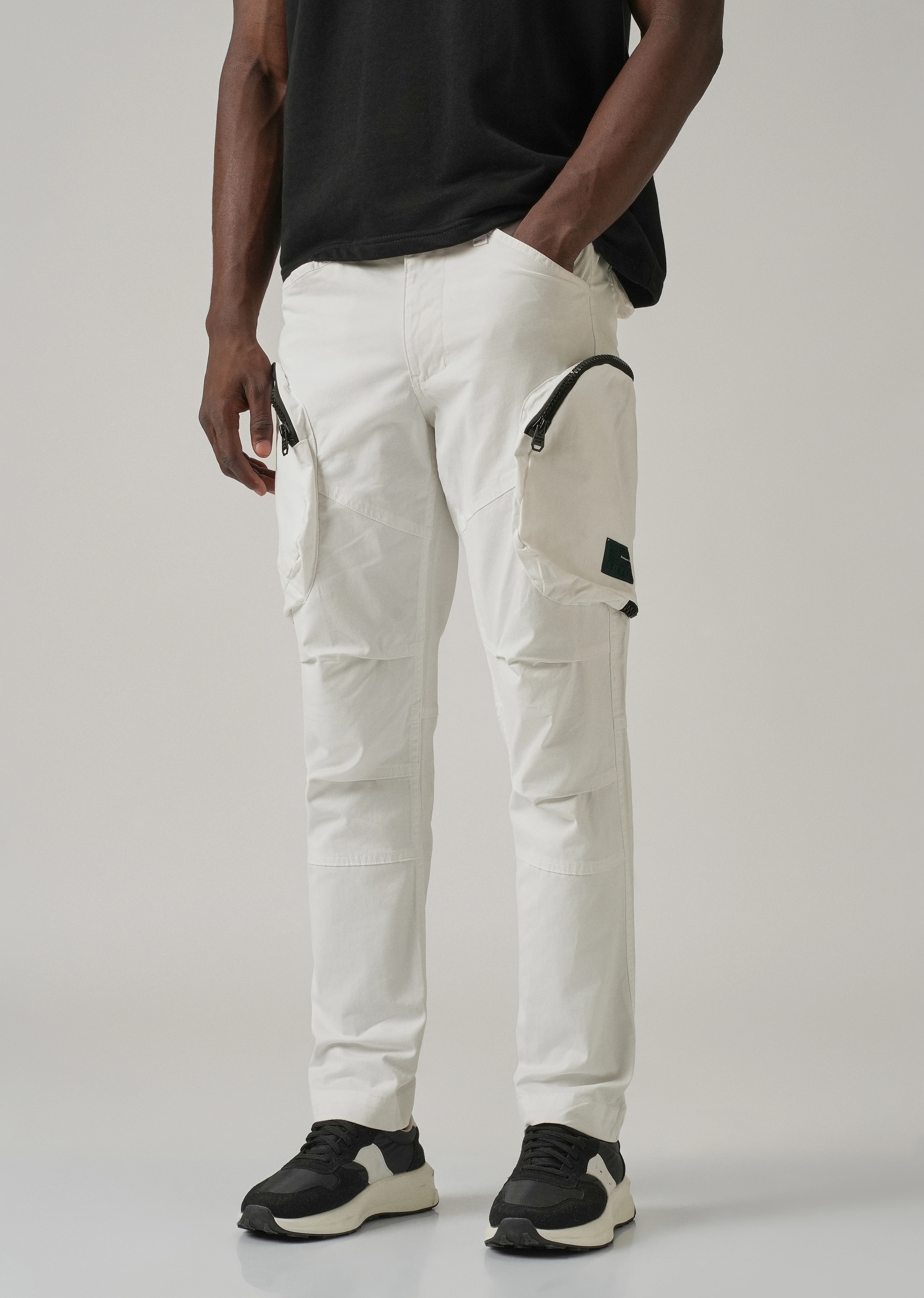 White Zipper Cargo Pant - Image 8