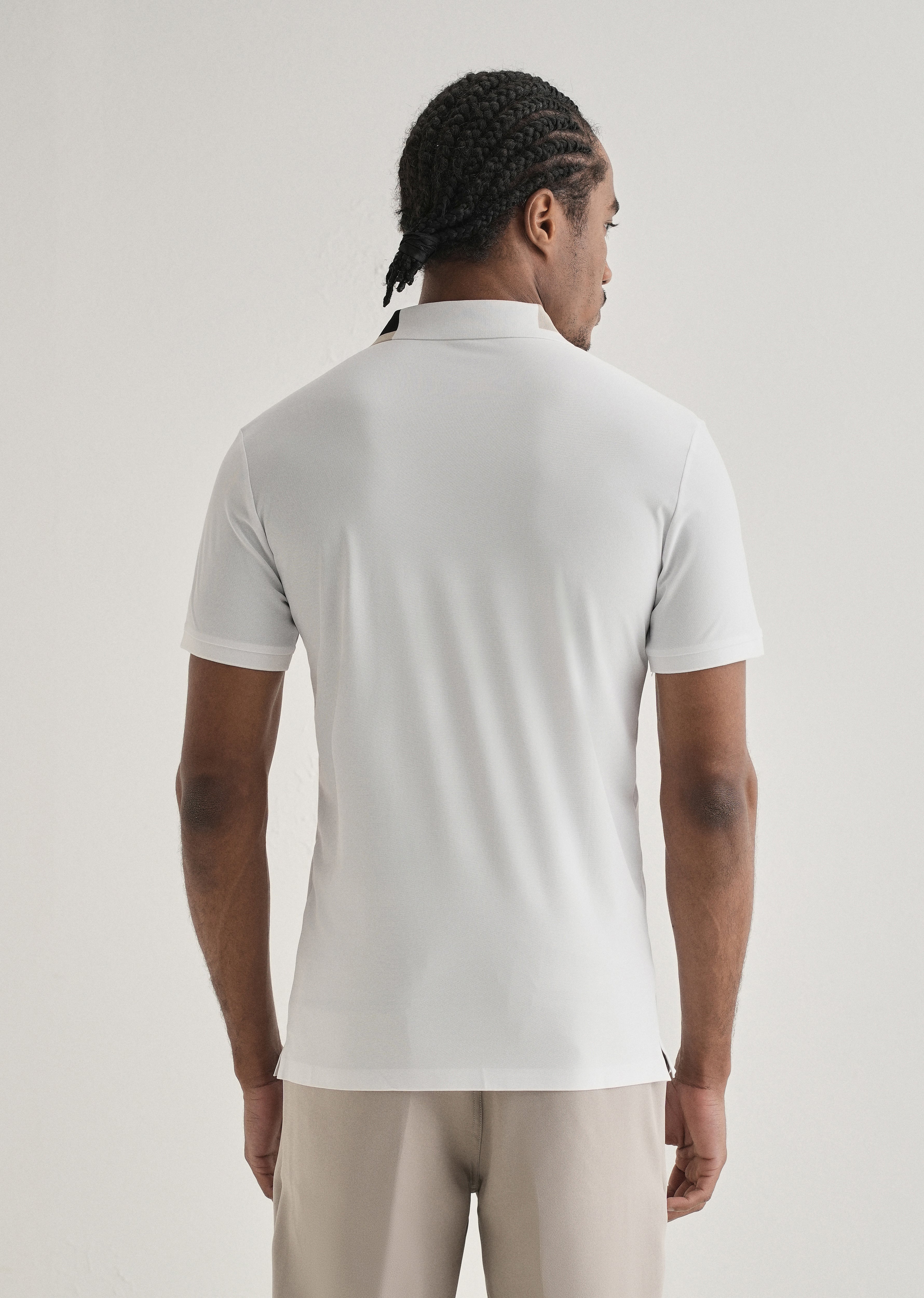 White Zipper Polo Collar Seamless T-shirt - Image 2