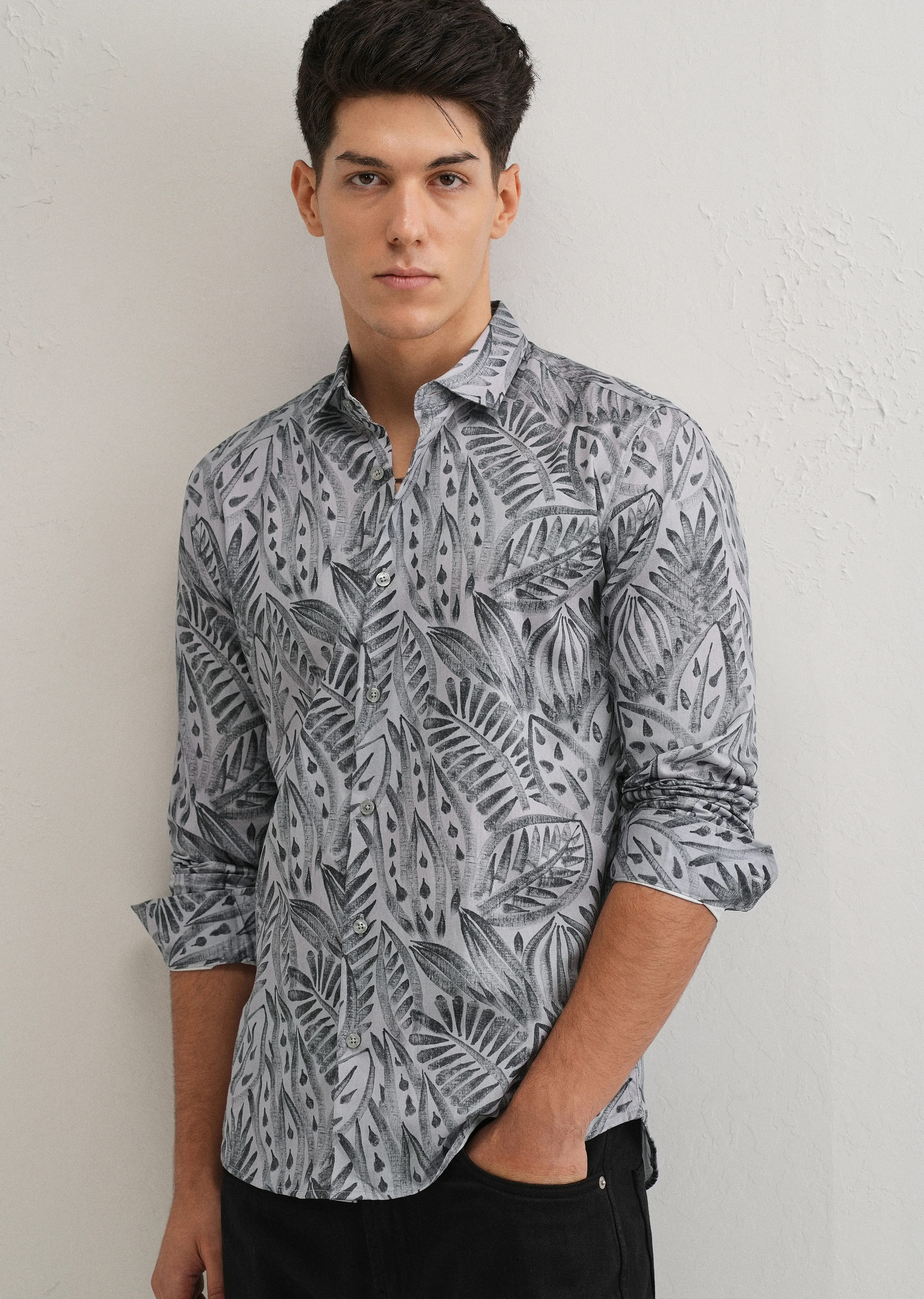 Wildleaf Printed shirt - Image 7