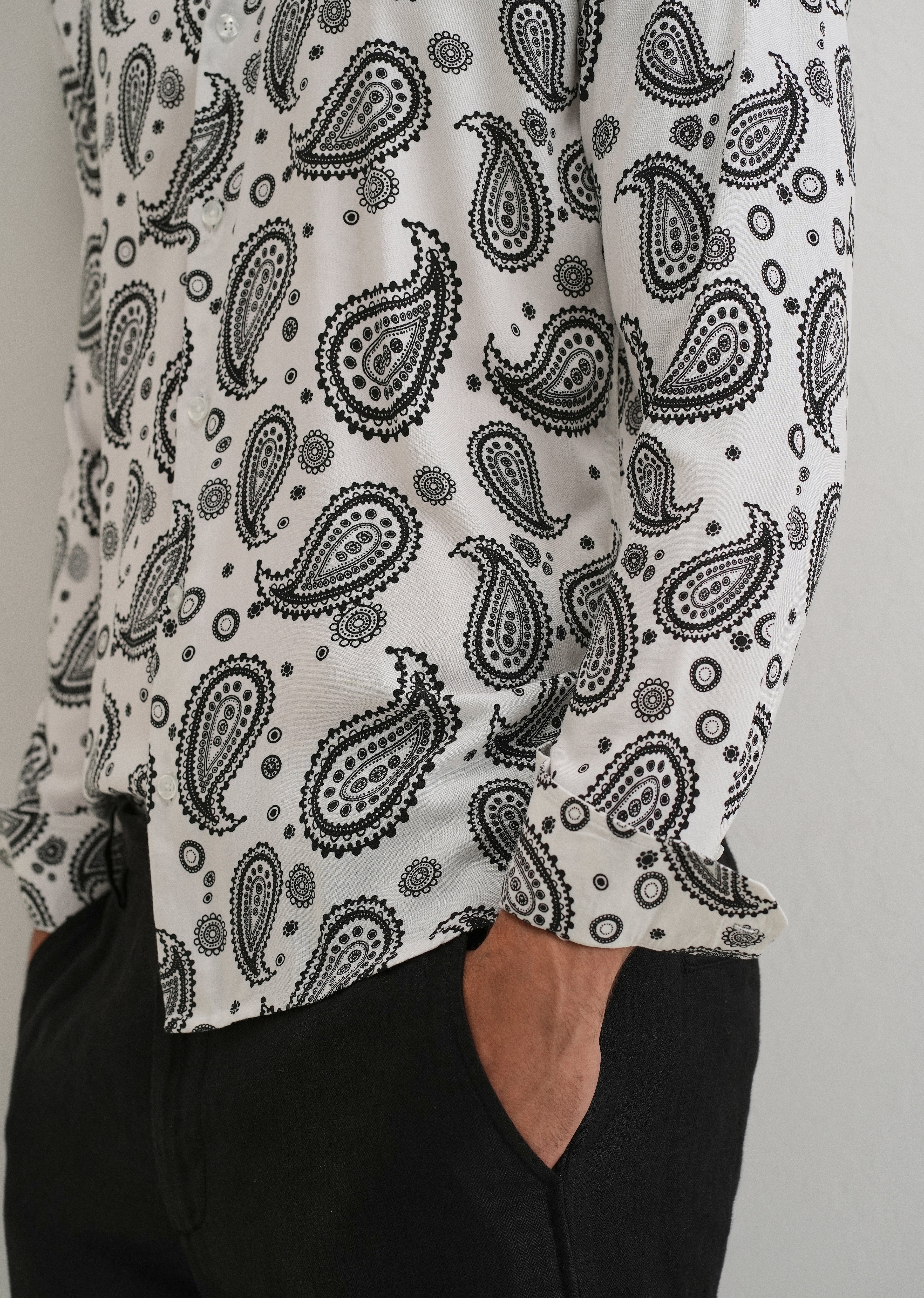 Zubolo Paisley Print Shirt - Image 5